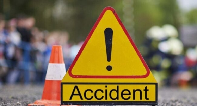 Student killed in road accident, 4 others injured