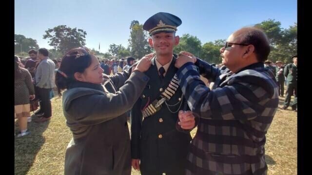 Passed NDA for the first time, became the son of Bhagalpur Lieutenant, sworn in to serve the country in passing out parade
