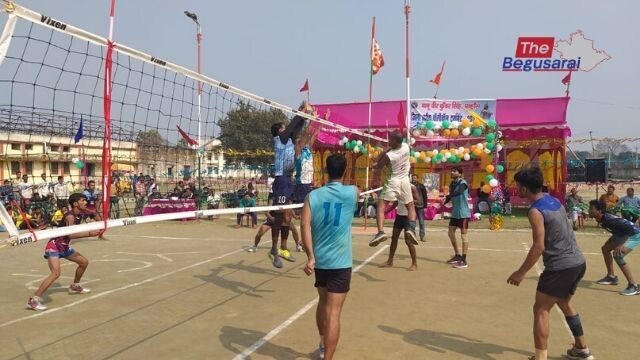 District level volleyball tournament begins at Begusarai's Panhas ITI ground