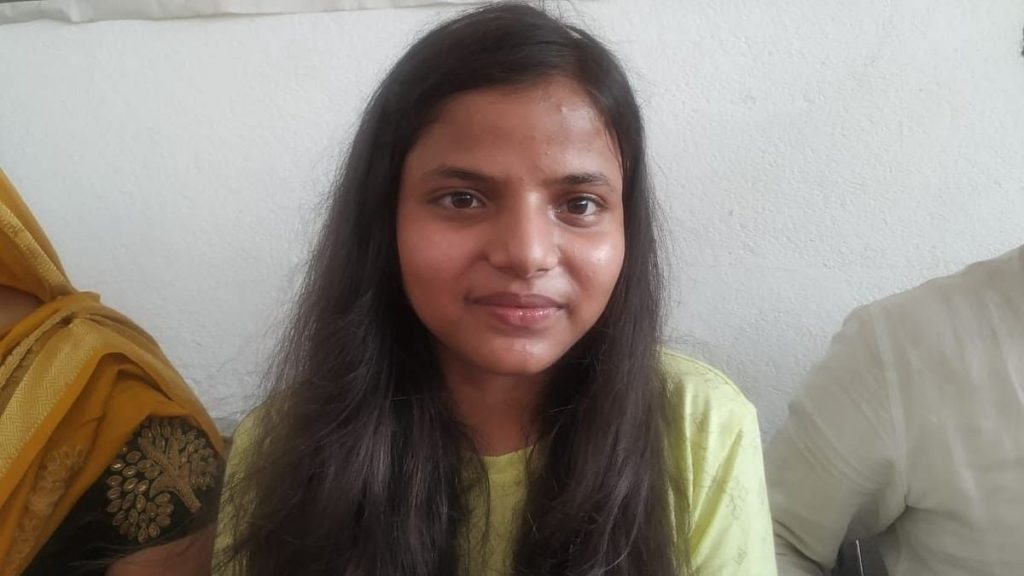 Bihar Board 10th टॉपर रामायणी राय बोलीं- 'मैं बड़ी होकर पत्रकार बनना चाहती हूं'… 1