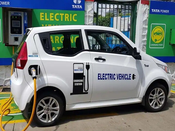 Electric Car खरीदने वालों की बल्ले बल्ले! सरकार दे रही 2 लाख की छुट, ऐसे उठाएं लाभ.. 1