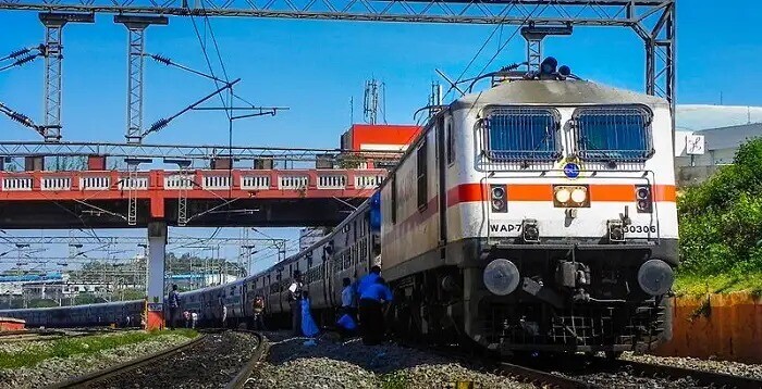 8 साल बाद भारत-नेपाल के बीच दौड़ेगी ट्रेन, जानें - यात्रा के लिए जरूरी कागजात और किराया.. 2