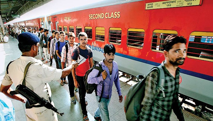 रेल यात्रियों को बड़ा झटका! 50 रुपये तक बढ़ने वाला है ट्रेन किराया, जानिए- डिटेल में.. 2