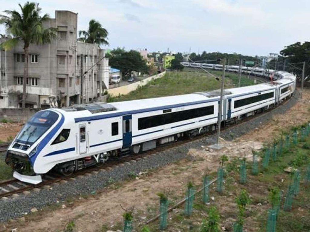 Indian Railway : नई Vande Bharat Express का ट्रायल शुरू, जानें - कब तक आपके शहर तक पहुंचेगी? 1