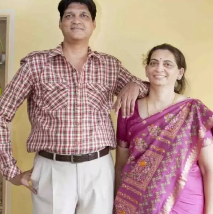 मिल गया भारत का सबसे लंबे लोगों का परिवार- घर की बेटी की हाइट देख चौंक जाएंगे आप 1