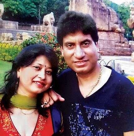 जानिए कौन है राजू श्रीवास्तव की पत्नी शिखा, शादी करने के लिए बेले 12 साल तक पापड़ 2
