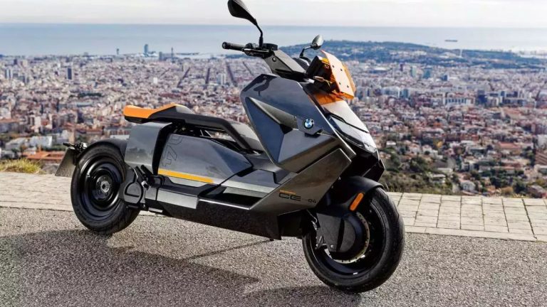 BMW eLECTRIC SCOOTER