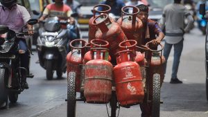 Gas Cylinder available for Rs 450