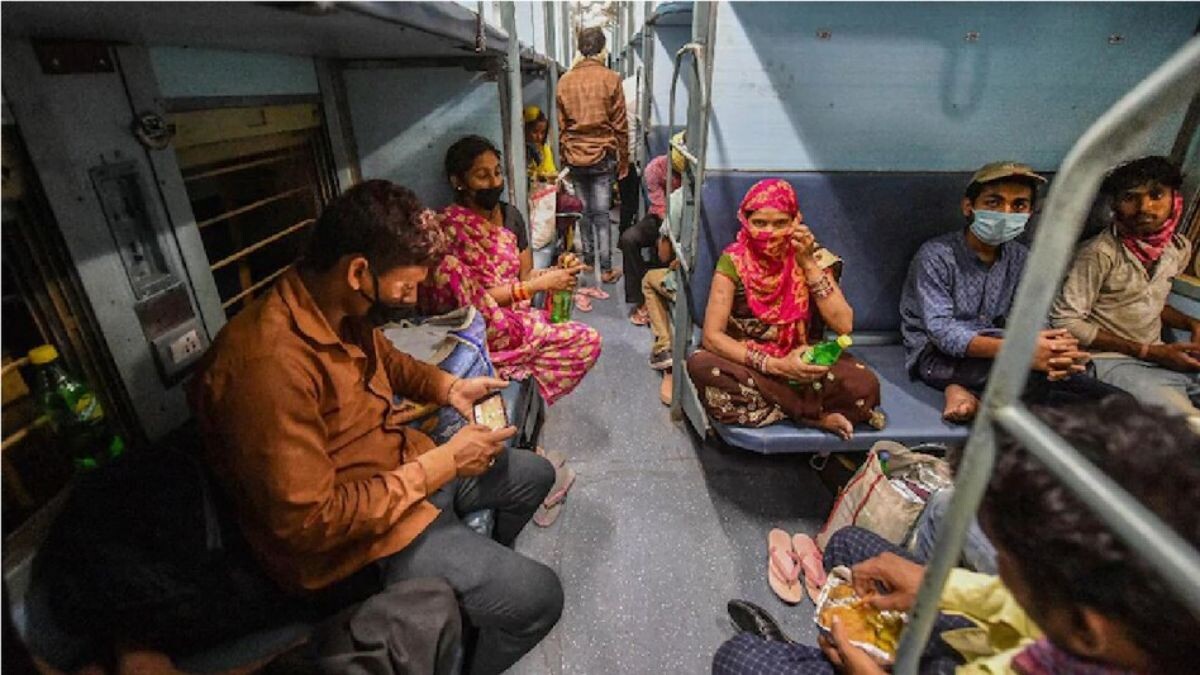 Indian Railway : वेटिंग लिस्ट होने के बावजूद भी ट्रेन में मिलेगी कंफर्म सीट,  जानें - क्या है तरीका..
