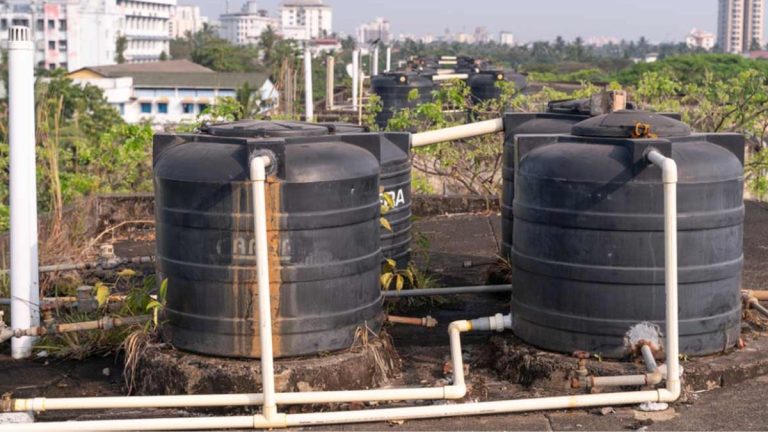 How to clean a smelly water tank