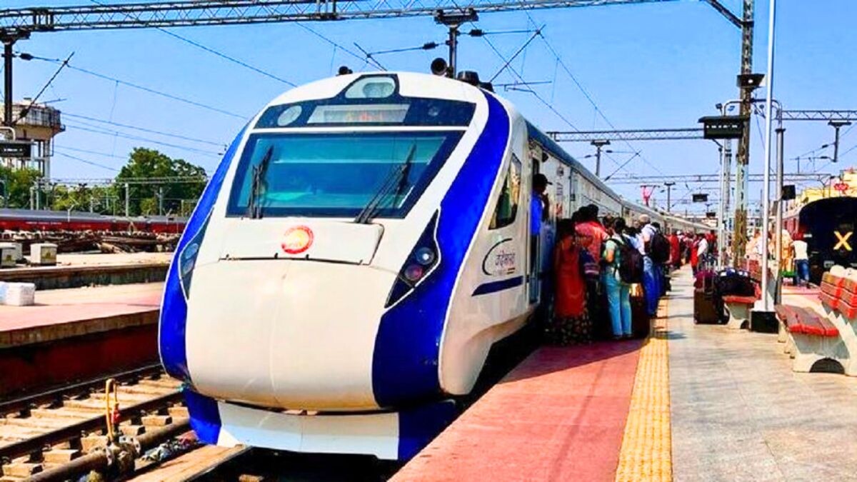 Vande Bharat Train from New Delhi to Patna