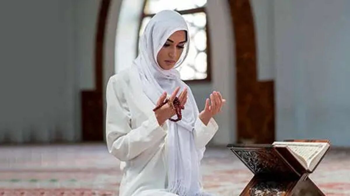 Why can't women offer namaz in the mosque