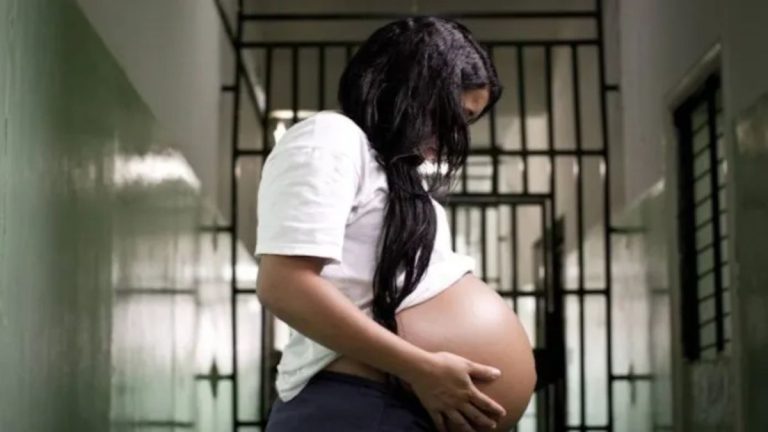 Jailed woman getting pregnant