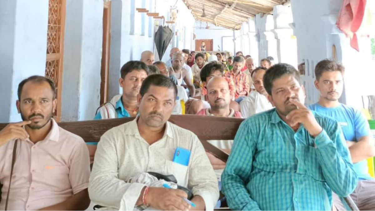 Farmers' meeting in Bachhwara