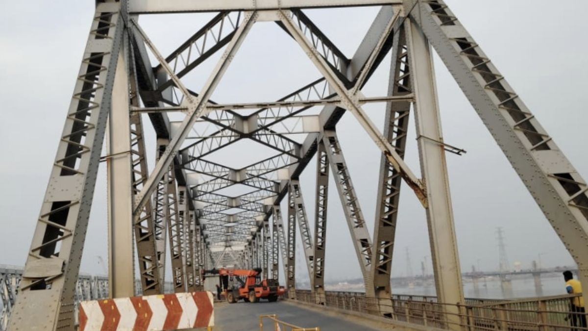 Simaria bridge closed