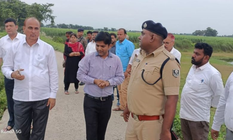 District Judge inspected the selection of land for civil court in Bakhri...