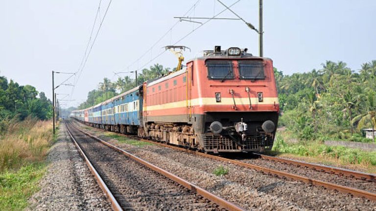 pooja special train