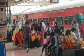 Begusarai to Kolkata Train