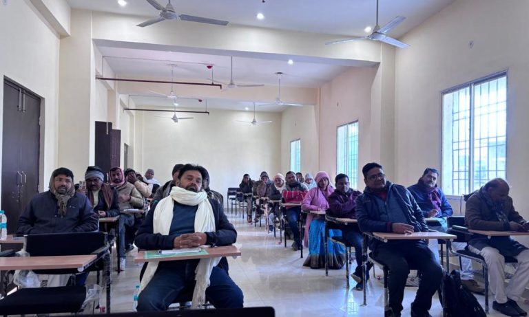 Begusarai News : बेगूसराय में मुखिया व पंचायत कर्मियों ने ली ‘स्वस्थ ग्राम संकल्प शपथ’… Begusarai News