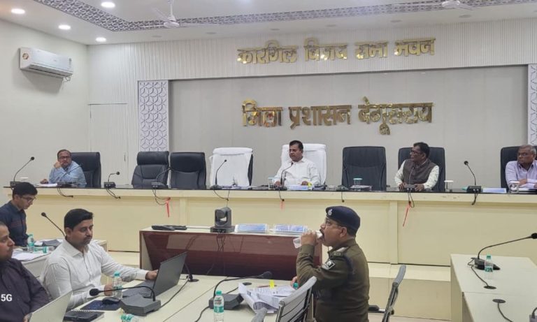 बेगूसराय में सड़क सुरक्षा पर सख्ती : जनवरी में 1.63 करोड़ का जुर्माना, स्कूली परिवहन पर बड़ा फैसला… Begusarai News