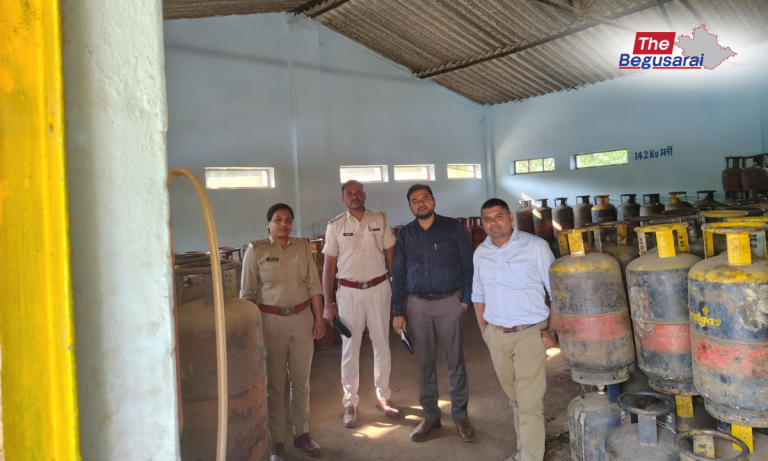Begusarai News : बेगूसराय में एलपीजी आपूर्ति पर प्रशासन सख्त, 67 गैस एजेंसियों की हुई जांच… Administration Cracks Down on LPG Supply in Begusarai; 67 Gas Agencies Inspected